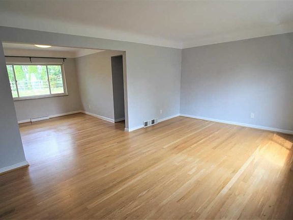 3rd image of 7245 Jethve Ln