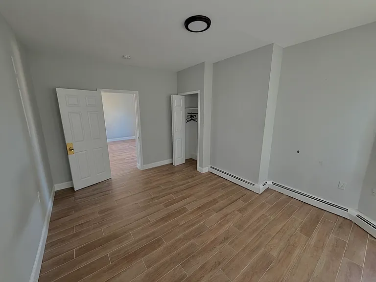 430 Union Ave #3 — Photo 9