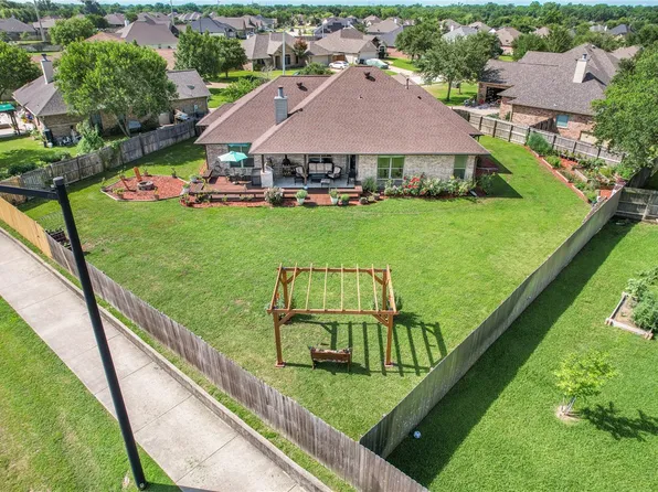 2915 Alba Ct, Bryan, TX 77808