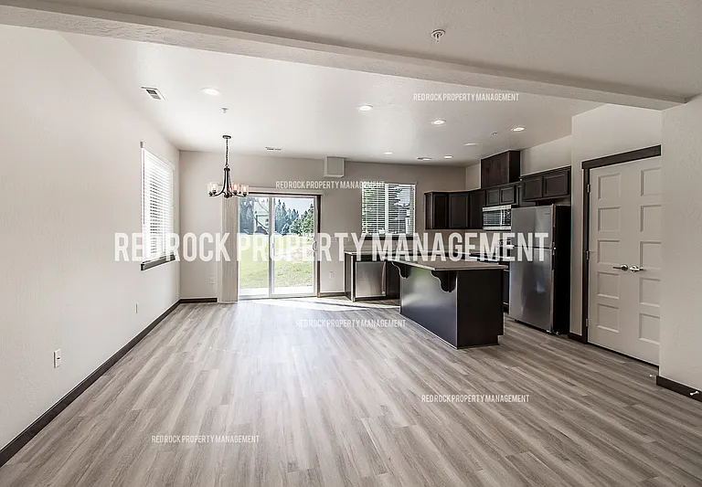 1532 E Latitude Ln #1 — Photo 5