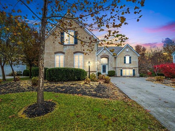 3rd image of 6130 Lampton Pond Dr