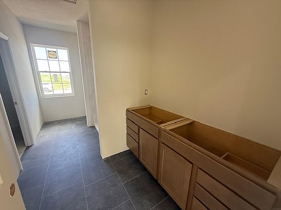 2nd image of 5429 Fernwood Dr