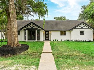 1450 Billings Dr, Houston, TX 77055