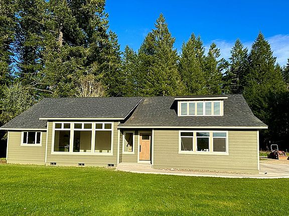 2nd image of 92643 Paschelke Rd