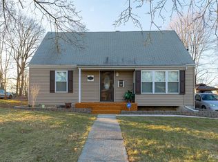 30 Musselman Dr, Poughkeepsie, NY 12601