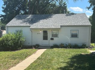 6771 Charles St, Omaha, NE 68132