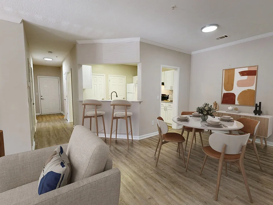 Flowing spaces that connect cooking, dining, and lounging effortlessly.