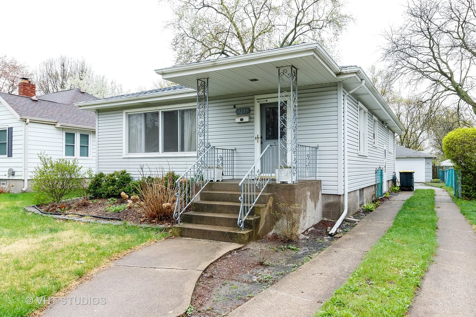 3259 S Schultz Dr photo 1