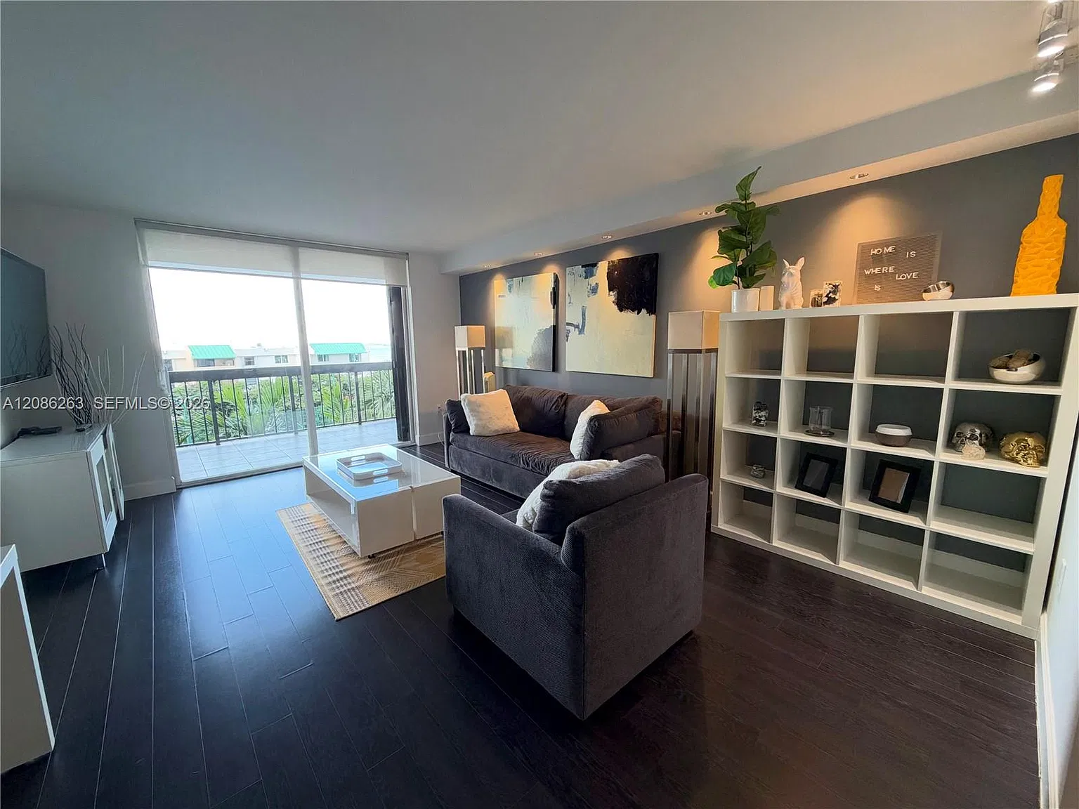 Brickell Bay Club Condo — Photo 4