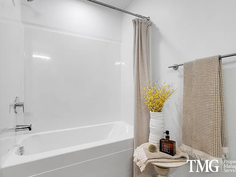 The Timothy — Photo 101
