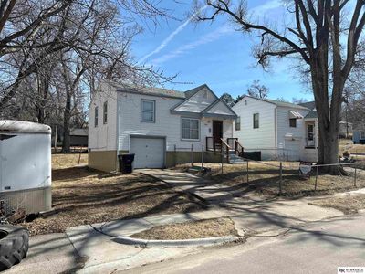 3705 N 44th St, Omaha, NE, 68111