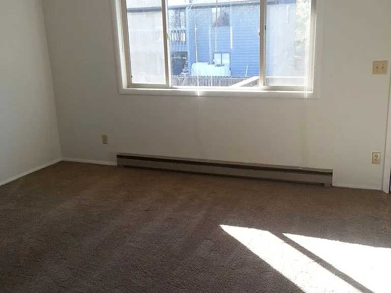 203 S 15th Ave #A-D — Photo 3