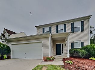 1238 Brook Farm Ln, Charlotte, NC 28214