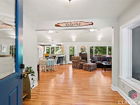 2nd image of 229 Moonlight Drive