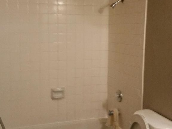 5th image of 8601 Memphis Dr C 6