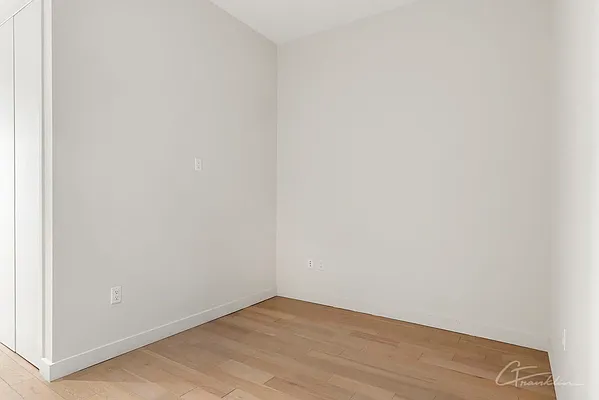 Sold by Compass | media 6