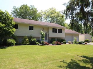 816 Peirson Ave, Newark, NY 14513