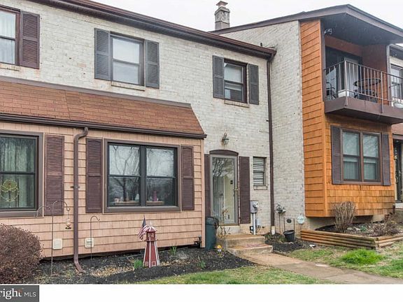 2nd image of 43 Bishop Dr