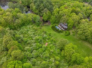 32 Beeholm Road, Redding, CT 06896