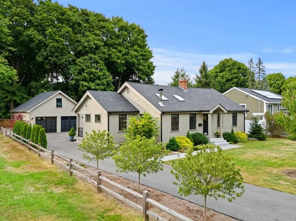 5 Chase St, Newburyport, MA 01950