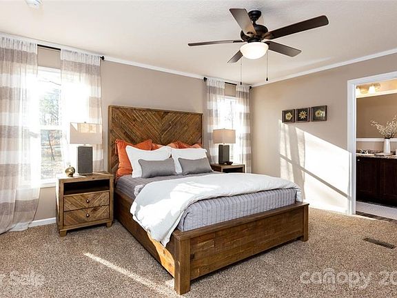 5th image of 1060 Knox Farm Boulevard Knox Farm Blvd #95