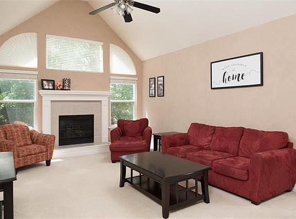 4th image of 5503 NW Raintree Dr
