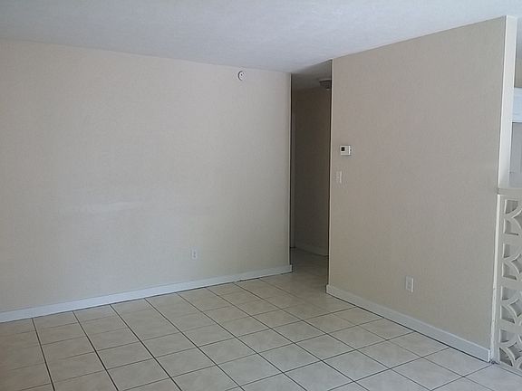 4th image of 1344 S Washington Ave