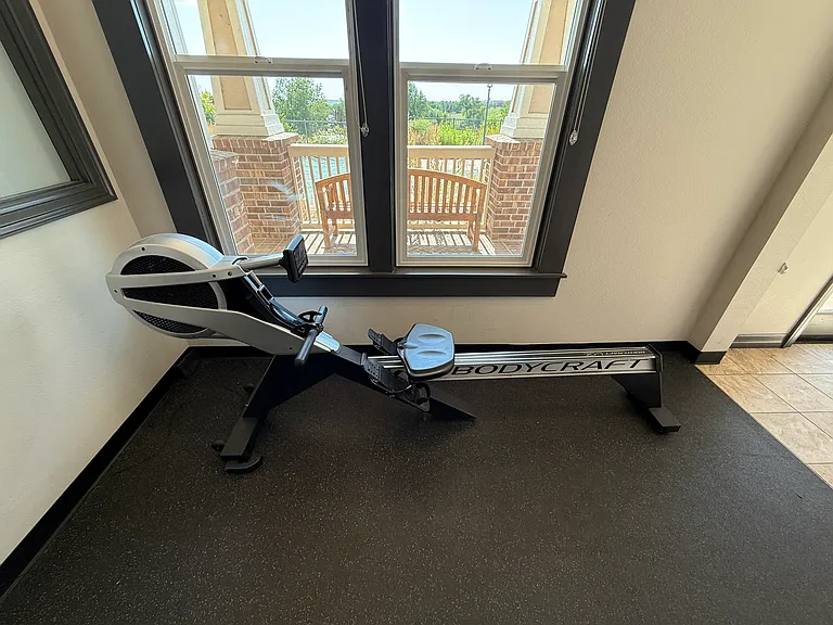 Clubhouse Rowing Workout