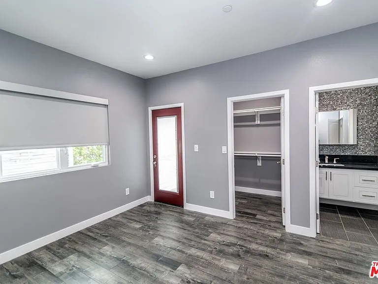 1625 S New Hampshire Ave #1/2 — Photo 6