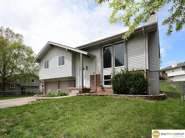 6530 S 110th St, Omaha, NE 68137