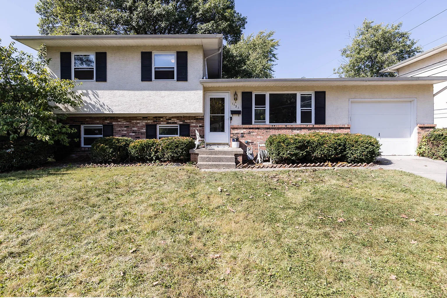 1121 Alexandria Rd photo 1