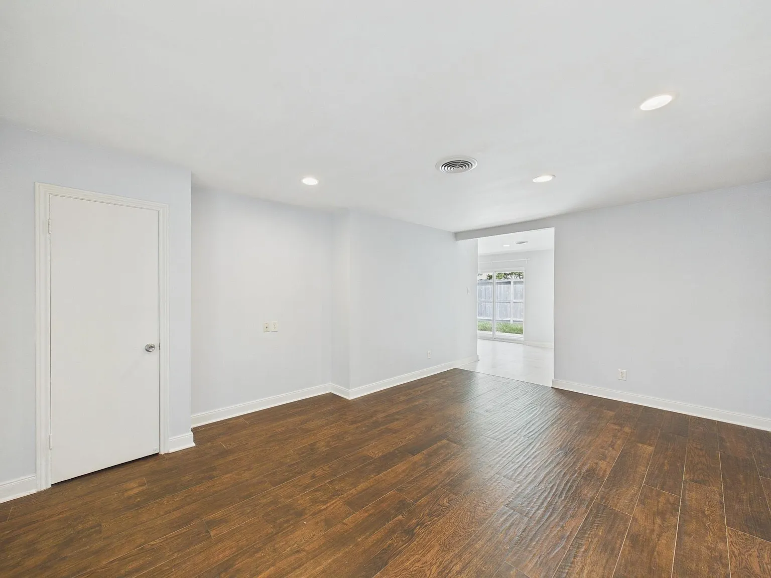 5627 Winsome Ln — Photo 4
