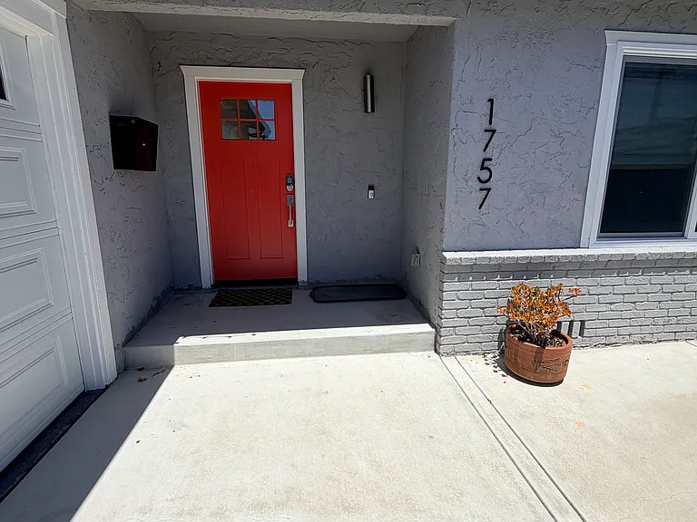 1757 Mendocino St — Photo 3