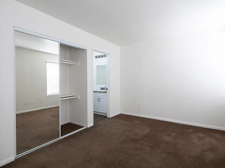 3639 South Bonita Street — Photo 8