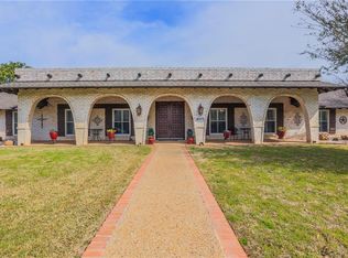 8277 Forest Ridge Dr, Woodway, TX 76712