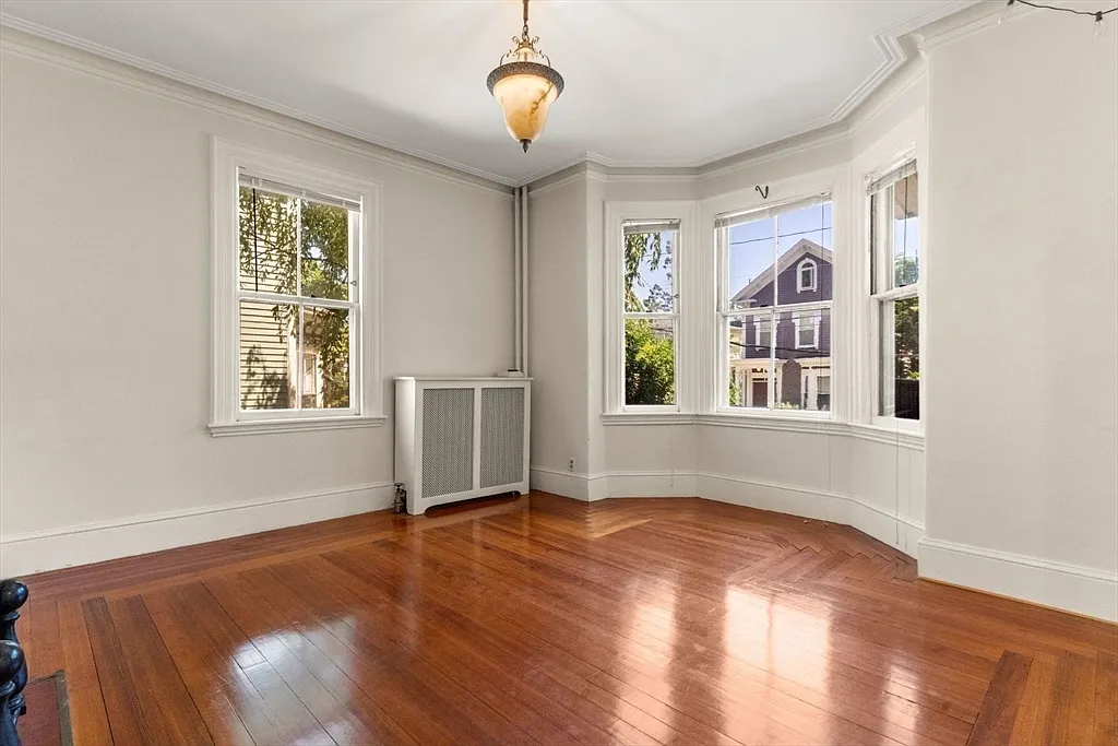 2 bed, 1.0 bath, 1200 sqft, $3,100 — Photo 4