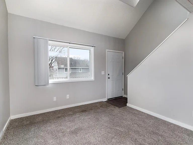 Bay Valley Harbor Apartments — Photo 30