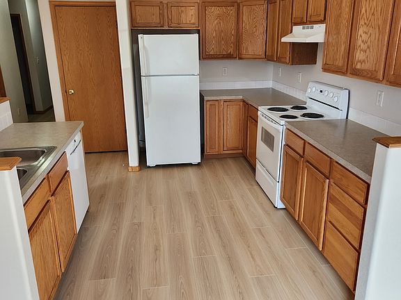5th image of 3913 Tumbleweed Dr