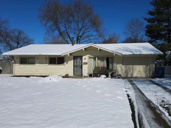 5726 Gateway Dr, Indianapolis, IN 46254