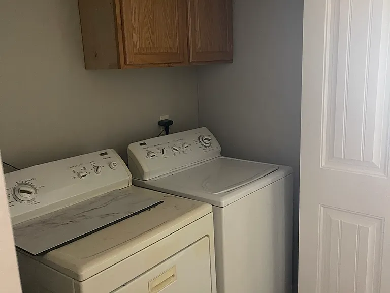 Tee Ct — Photo 6