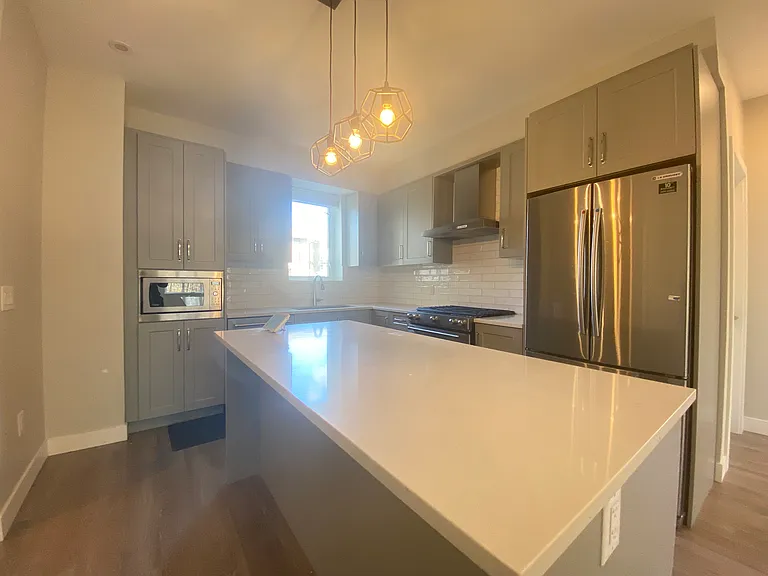 15436 31st Ave #206 — Photo 4