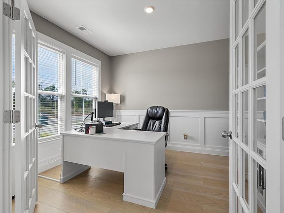 5th image of 4030 Warmouth Ct