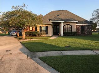 117 W Oak Point Ct, La Place, LA 70068