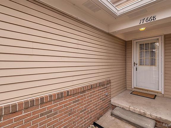 3rd image of 17668 Liberty Ln Unit 73