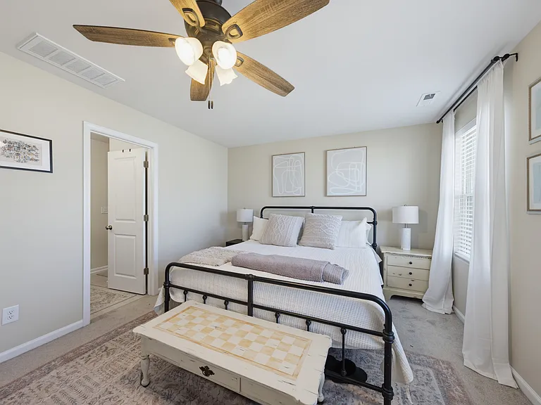5933 Illuminate Ave — Photo 10