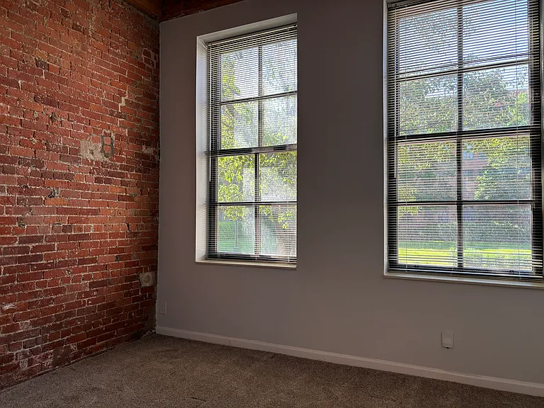 River Place Luxury Apartments — Photo 67