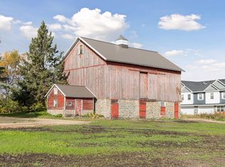 XXX Radio Dr, Woodbury, MN 55129