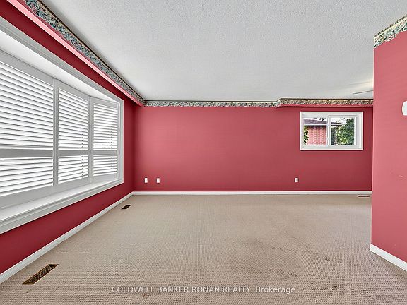 4th image of 43 Alexander St