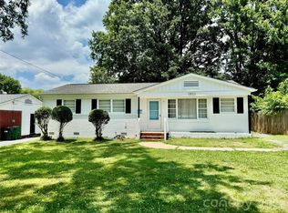 2823 Albany Ln, Charlotte, NC 28205