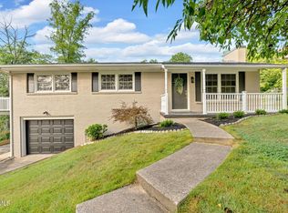 127 Belsay Dr, Kingsport, TN 37660